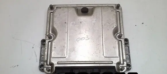 Peugeot 607 Engine control unit/module 0281011393