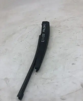 Opel Astra L Rear wiper blade arm 9835540280