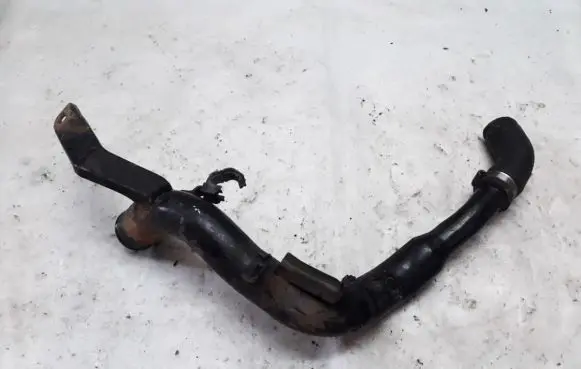 Toyota Avensis T220 Intercooler hose/pipe