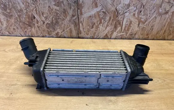 Peugeot 407 Intercooler radiator 9645682880 IA1095 874823NK