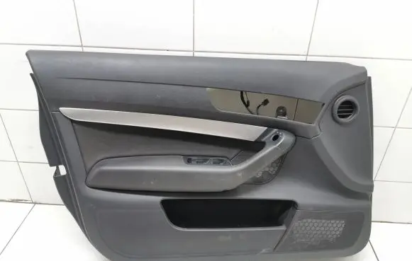 Audi A6 S6 C6 4F Front door card panel trim 4f1867105a 4f2867105a