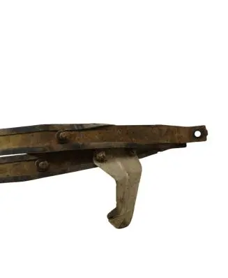 Lexus IS 200-300 Fuel tank mounting bracket 
