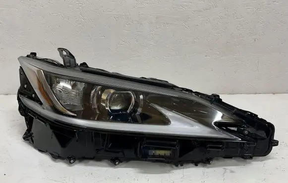 Lexus UX Headlight/headlamp ES300H