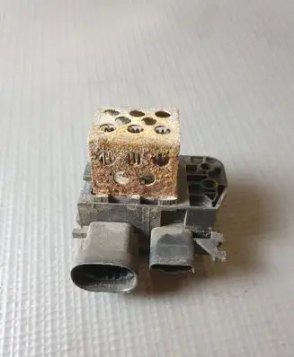 Toyota Proace Coolant fan relay 9673999980