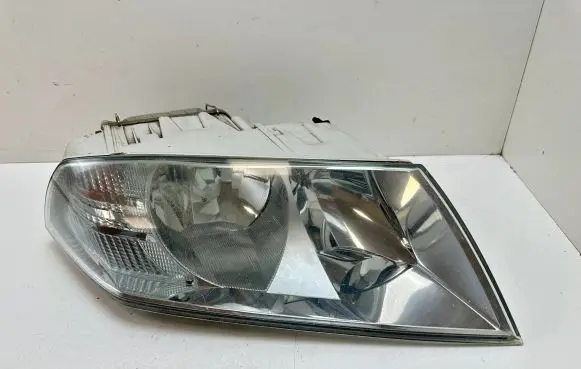 Skoda Octavia Mk2 (1Z) Headlight/headlamp