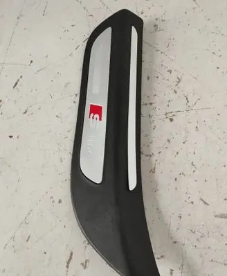 Audi Q5 SQ5 Rear sill trim cover 8R0853375C
