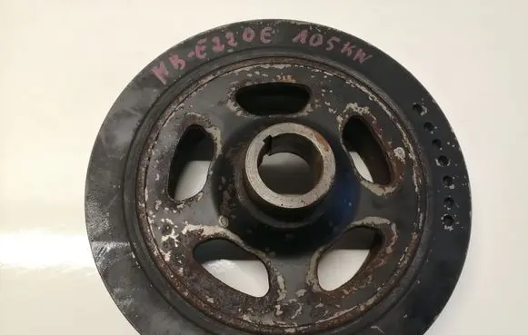 Mercedes-Benz E W211 Crankshaft gear 