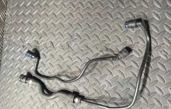 BMW 5 F10 F11 Engine coolant pipe/hose 7575435 7592650 17277575435