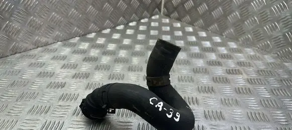 Toyota Avensis T270 Engine coolant pipe/hose