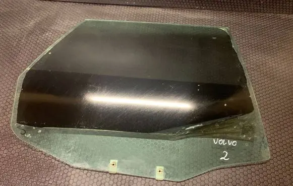 Volvo S40, V40 Rear door window glass DOT32M44AS2 43R00022 BEIG10A2