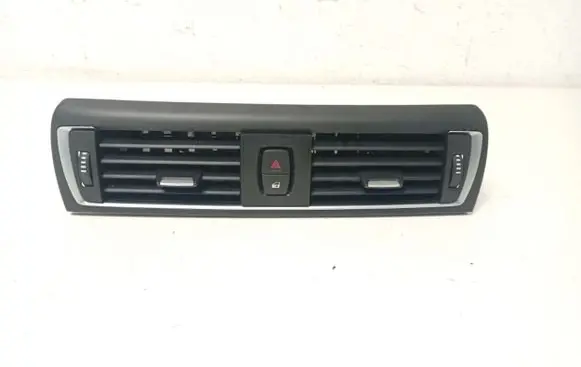 BMW 1 F20 F21 Dash center air vent grill 9317944