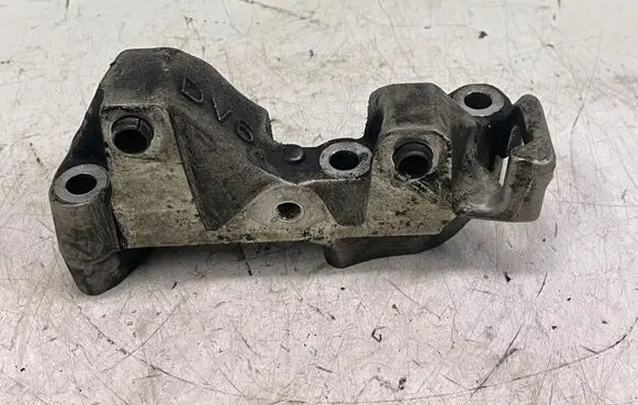 Peugeot Partner Engine mounting bracket 9688615780