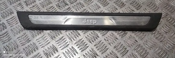 Jeep Grand Cherokee Side skirt front trim 1NC81TRMAB