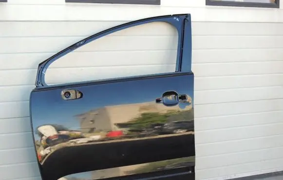 Peugeot 3008 I Front door 565831052 9002AR
