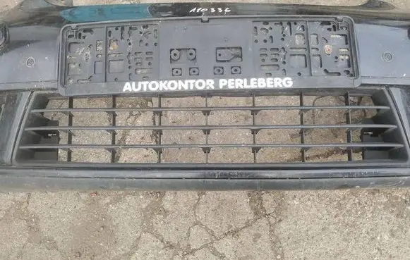 Volkswagen Golf Plus Front bumper lower grill