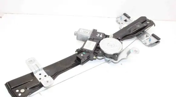 Opel Mokka Front door electric window regulator 82401S3020