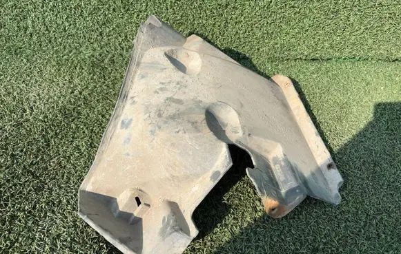 Iveco Daily 3rd gen Front mudguard 500337033