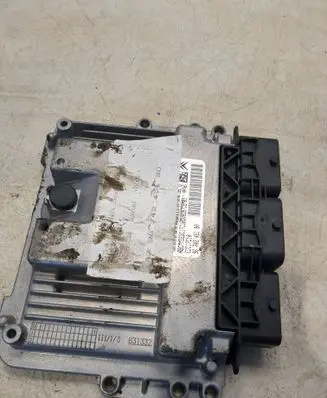 Citroen DS3 Engine control unit/module 9674245180