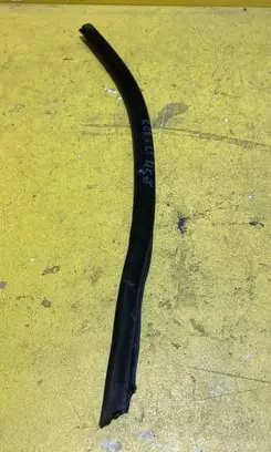 Audi A3 S3 A3 Sportback 8P Rear door window/glass frame 8P4839479