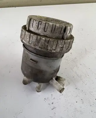 Brake fluid reservoir