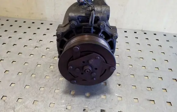 Mitsubishi Outlander Air conditioning (A/C) compressor (pump) 7813A068 MSC90CAS AKC200A221
