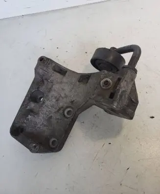 BMW X5 E53 A/C compressor mount bracket 7786194