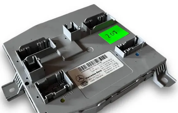 Mercedes-Benz C W205 Central body control module S207 A2059006822