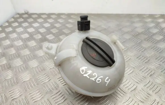 Brake fluid reservoir