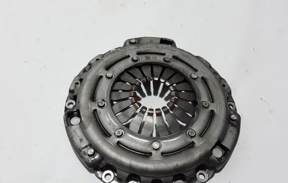 Dacia Sandero III Pressure plate 302102441R