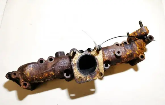 KIA Carnival Exhaust manifold