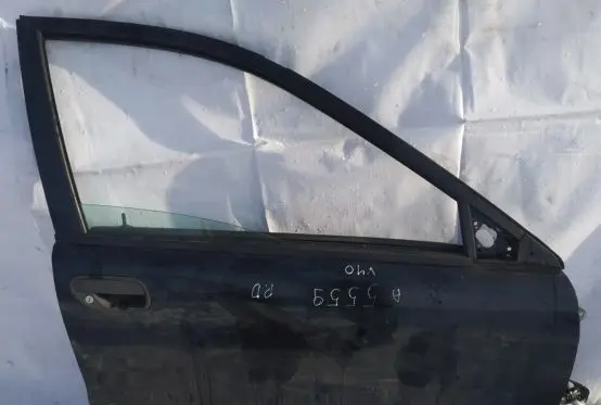 Volvo S40, V40 Front door juoda