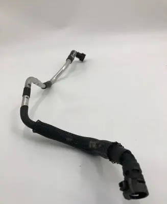 Mercedes-Benz GLB x247 Fuel line/pipe/hose A1774300500