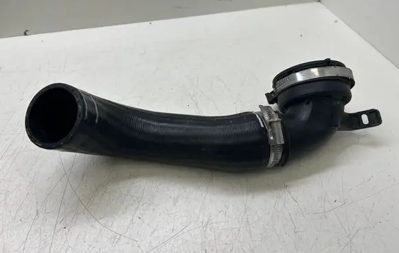 Peugeot 308 Intercooler hose/pipe 9801903180