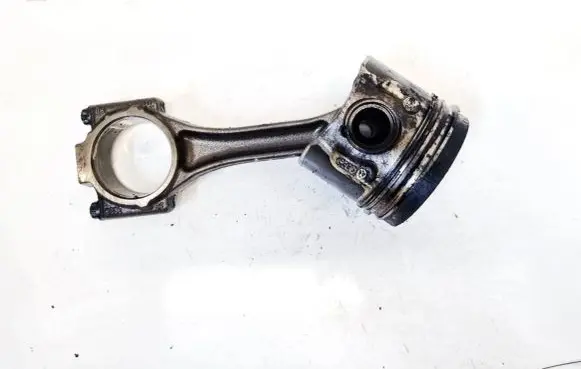Piston with connecting rod