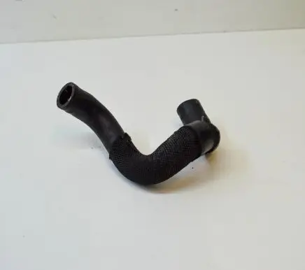 Volkswagen Golf VII Engine coolant pipe/hose