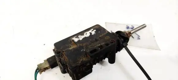 Opel Zafira B Central locking motor 
