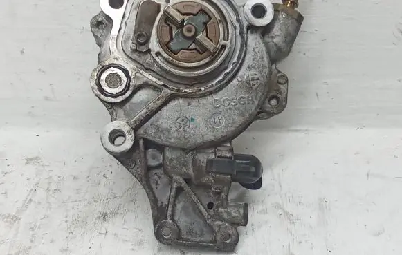 Mitsubishi Outlander Vacuum pump D1711B0109T