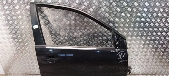Volkswagen Polo Front door S26372240
