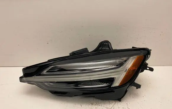 Volvo V60 Headlight/headlamp 32273023 SSB772