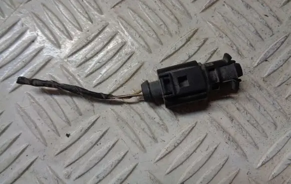 Volkswagen Caddy Outside/exterior temperature sensor 1J0073702