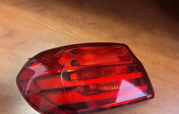 BMW 4 F32 F33 Tailgate rear/tail lights 618073 618119L