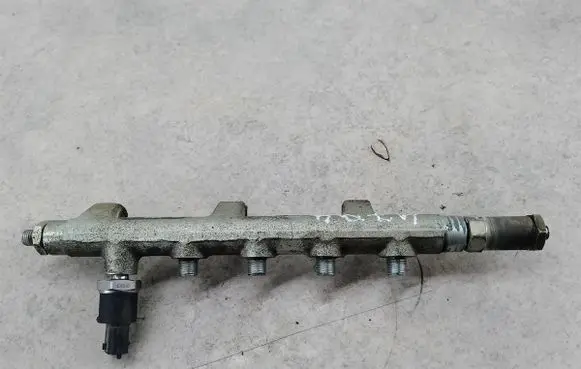 Renault Master II Fuel main line pipe 8200023961