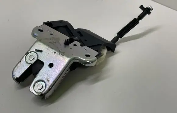 Audi A8 S8 D3 4E Tailgate/trunk/boot lock/catch/latch 4F5827505D