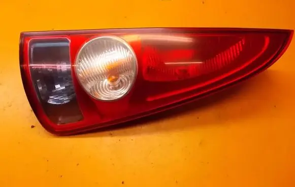Renault Espace IV Rear tail light reflector 8200027152
