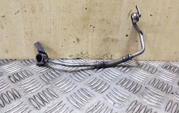 Citroen C4 I Picasso Turbo turbocharger oiling pipe/hose