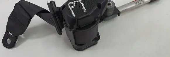 Volvo C70 Rear seatbelt 8600856
