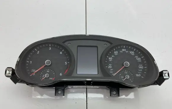 Volkswagen Jetta VI Speedometer (instrument cluster) 5C6920974A