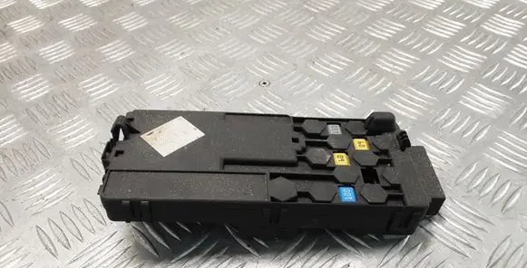 Mercedes-Benz ML W164 Fuse module 2115452601