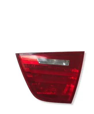 BMW 3 E90 E91 Tailgate rear/tail lights 7154162