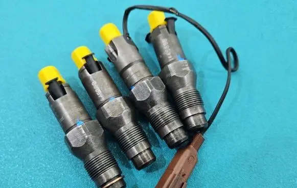 Fuel injector